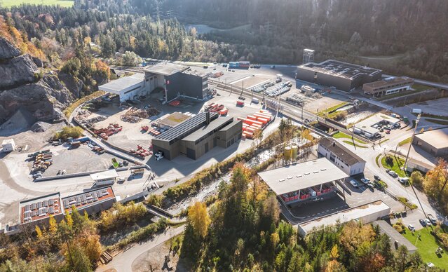 Drohnenaufnahme vom Heizwerk Bludenz Bürs